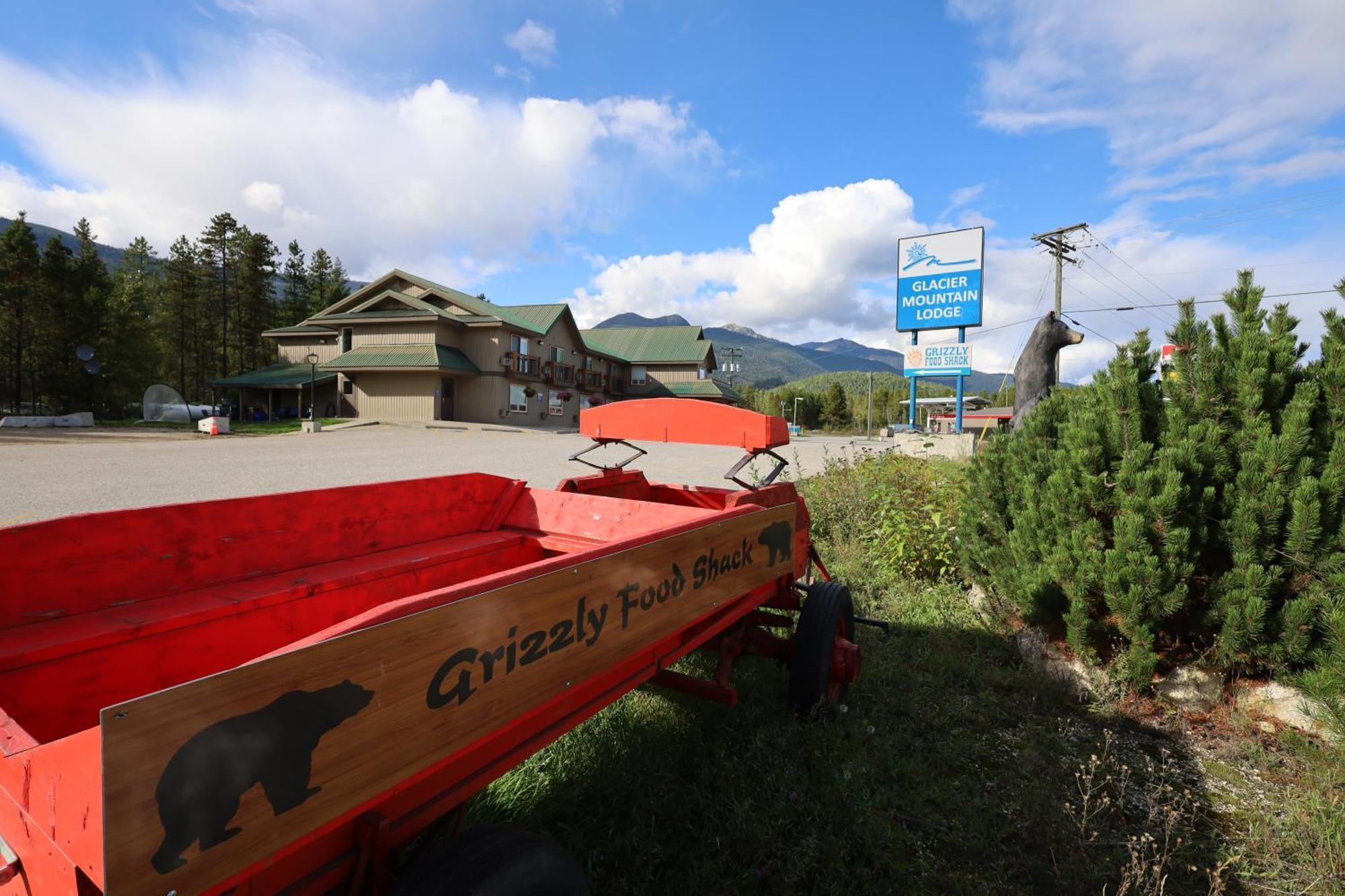 Glacier Mountain Lodge Blue River Eksteriør billede